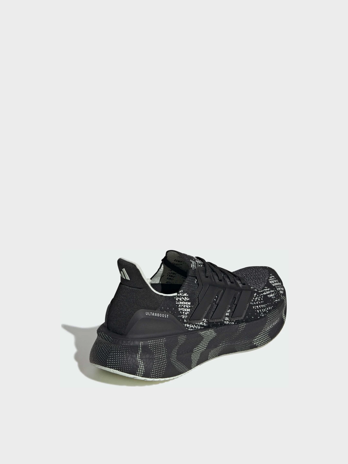 Кроссовки Adidas Ultraboost модель JI1521 Кроссовки Adidas Ultraboost модель JI1521 Фото
