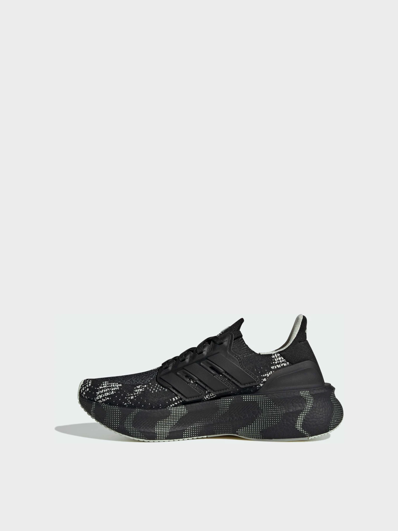 Кроссовки Adidas Ultraboost модель JI1521 Кроссовки Adidas Ultraboost модель JI1521 Фото