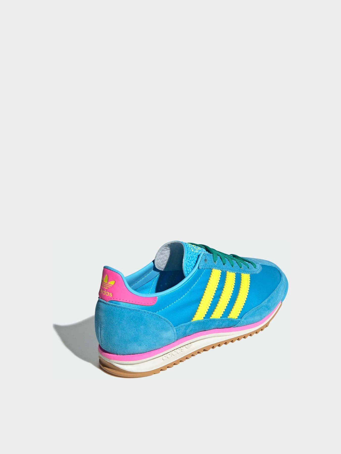 Кроссовки Adidas модель JI0196 Кроссовки Adidas модель JI0196 Фото