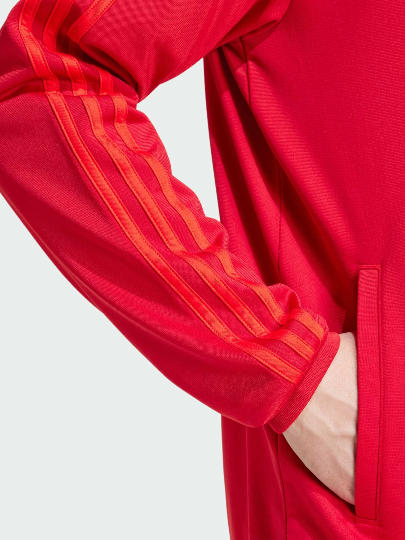 Худи и свитшоты Adidas модель IT4154 Фото