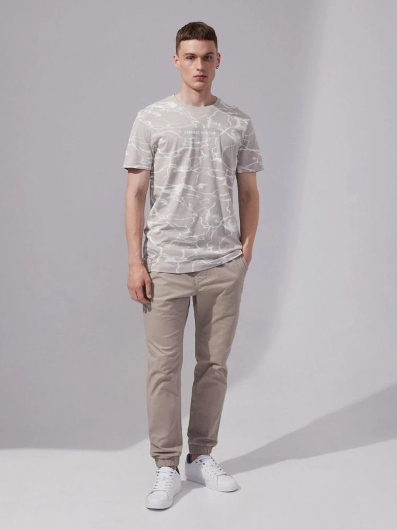 Брюки DIVERSE модель 10042623 Брюки DIVERSE модель 10042623 Фото