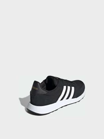 Кроссовки Adidas модель H04700 Фото