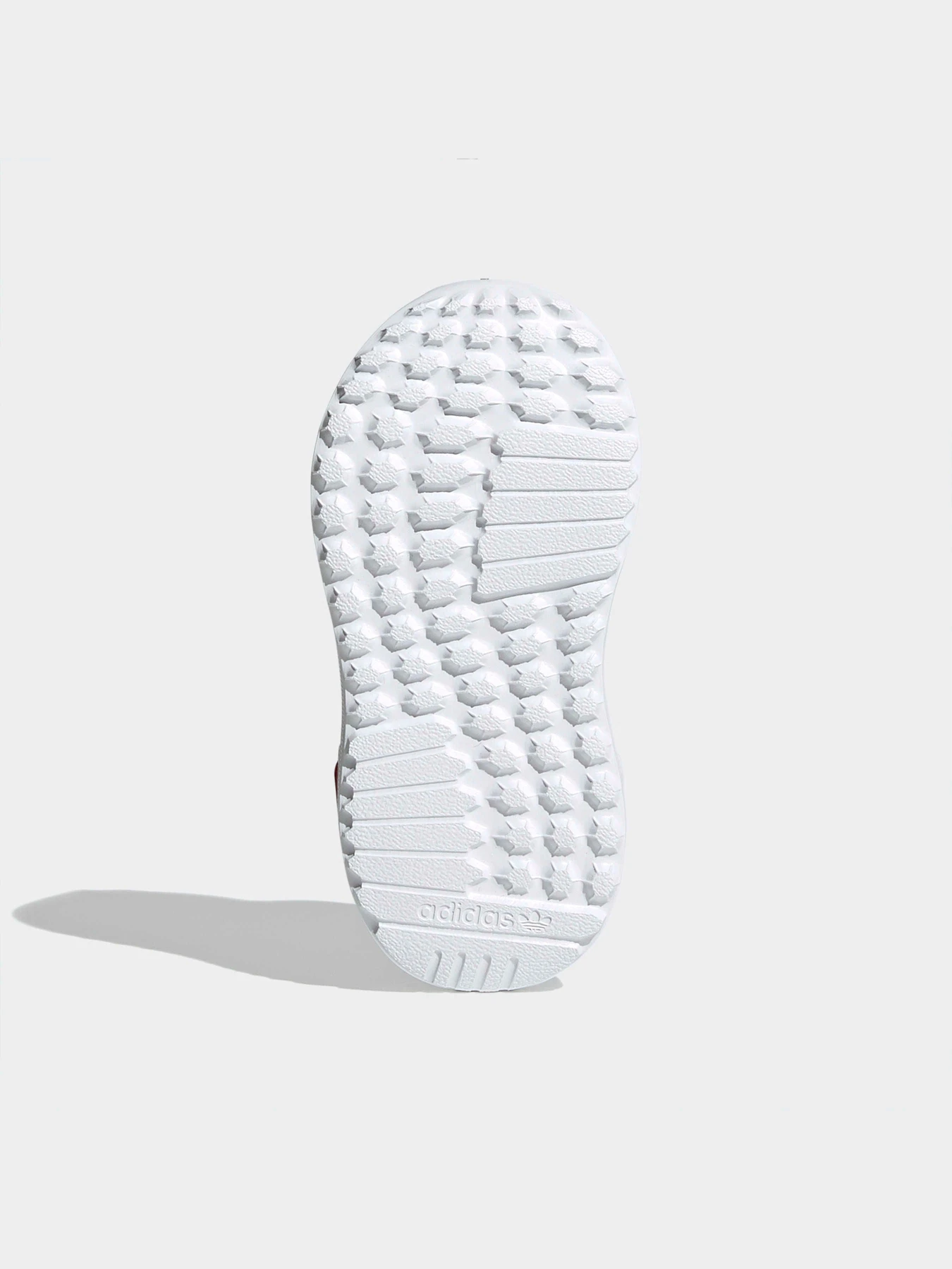 Кроссовки Adidas модель FW0588 Кроссовки Adidas модель FW0588 Фото