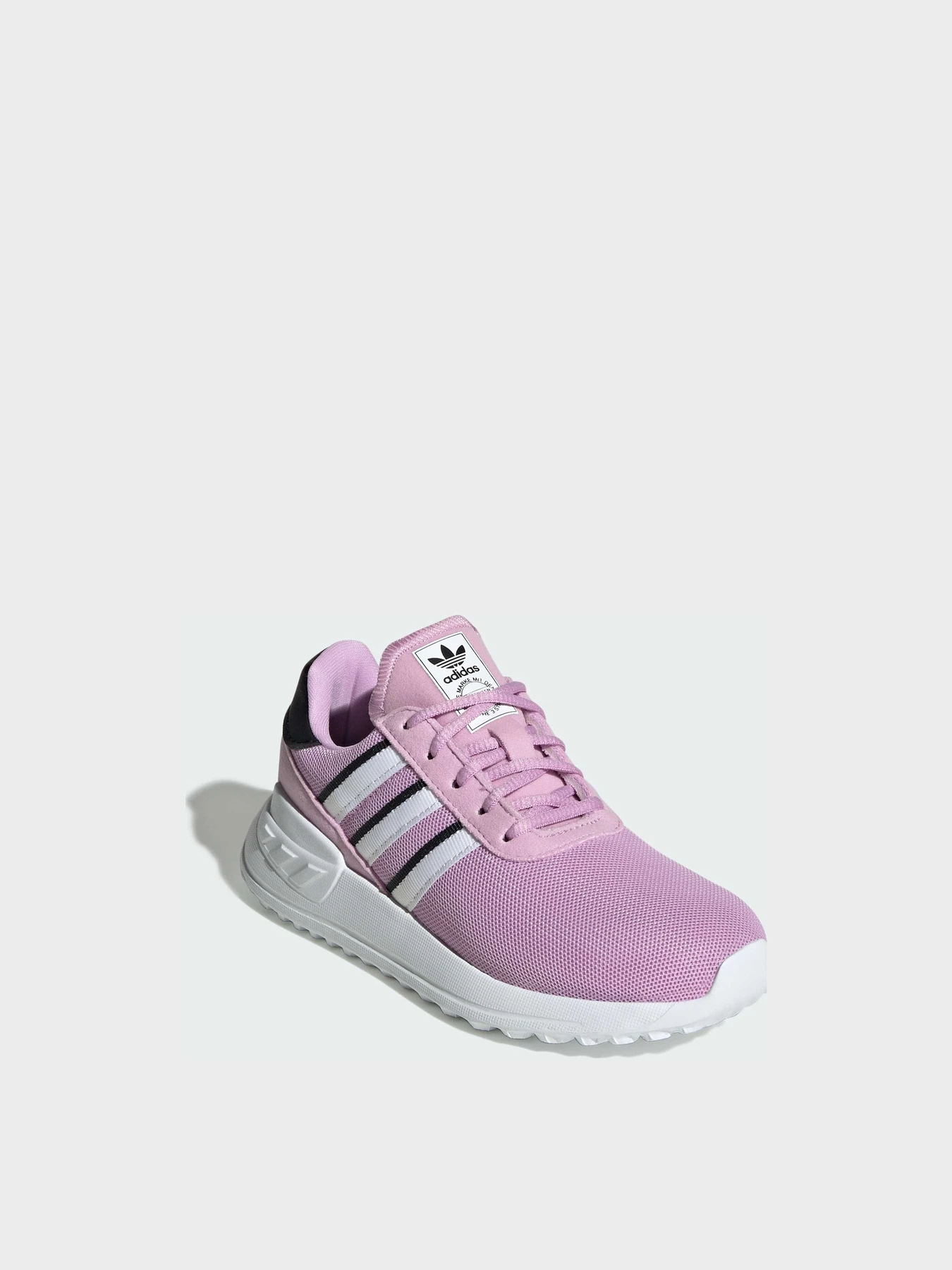 Кроссовки Adidas модель GX1906 Кроссовки Adidas модель GX1906 Фото