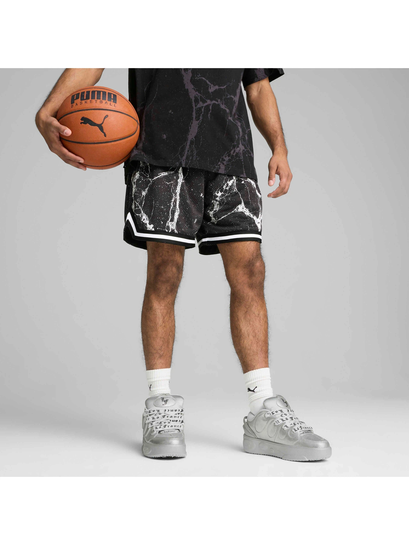 Шорты PUMA Hoops x Lafrance W.i.c Short модель 630782 Фото