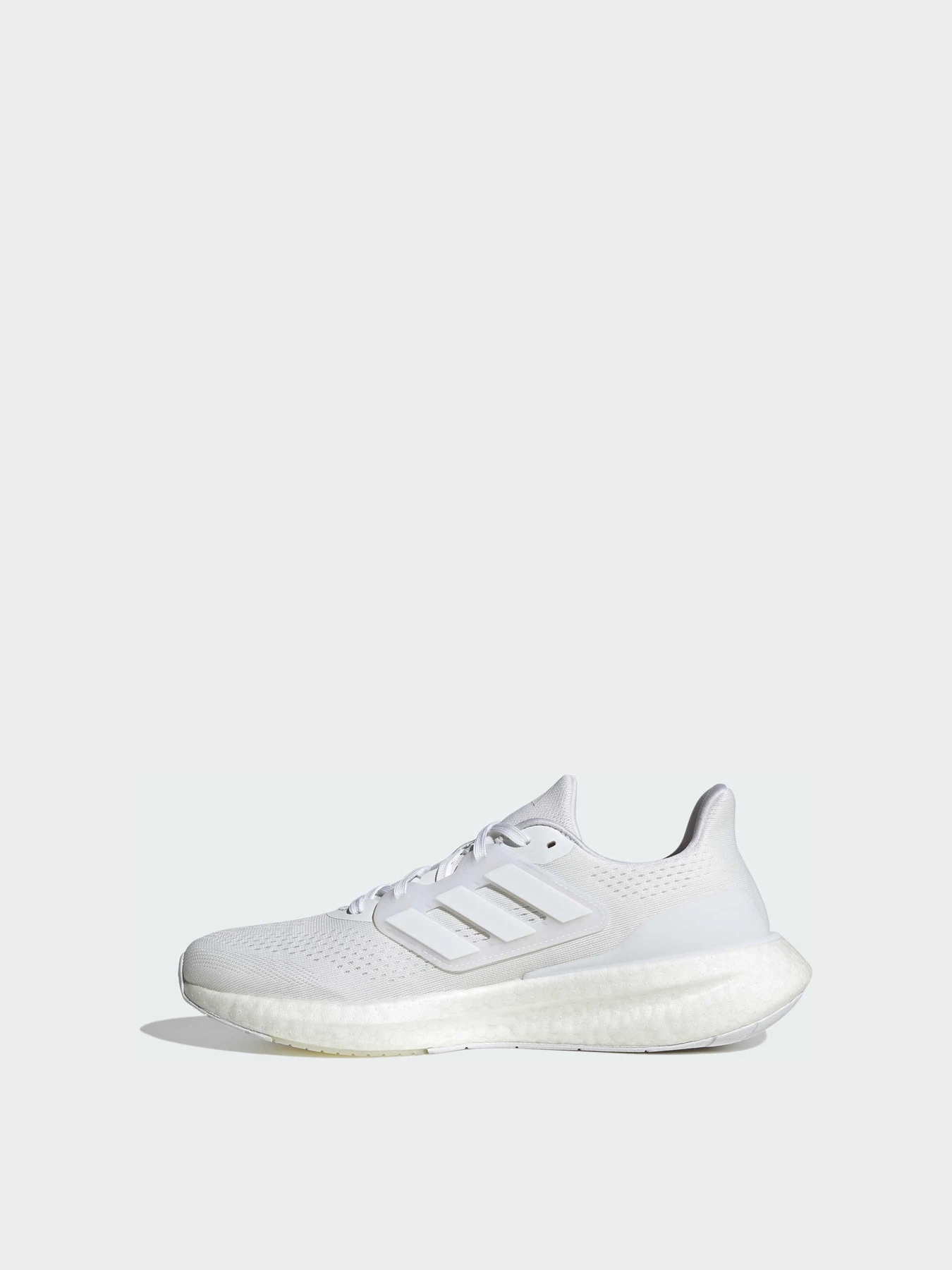 Кроссовки Adidas PureBoost модель IF2374 Кроссовки Adidas PureBoost модель IF2374 Фото