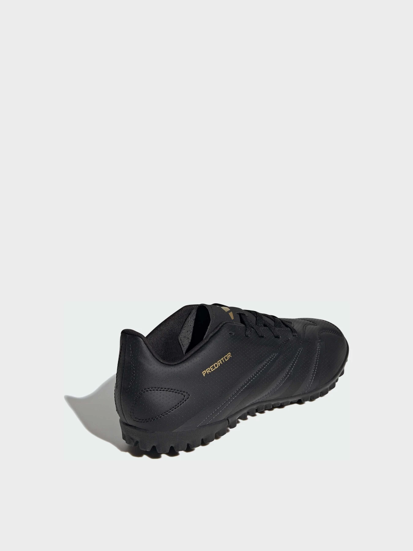 Кроссовки Adidas Predator модель IF6397 Кроссовки Adidas Predator модель IF6397 Фото