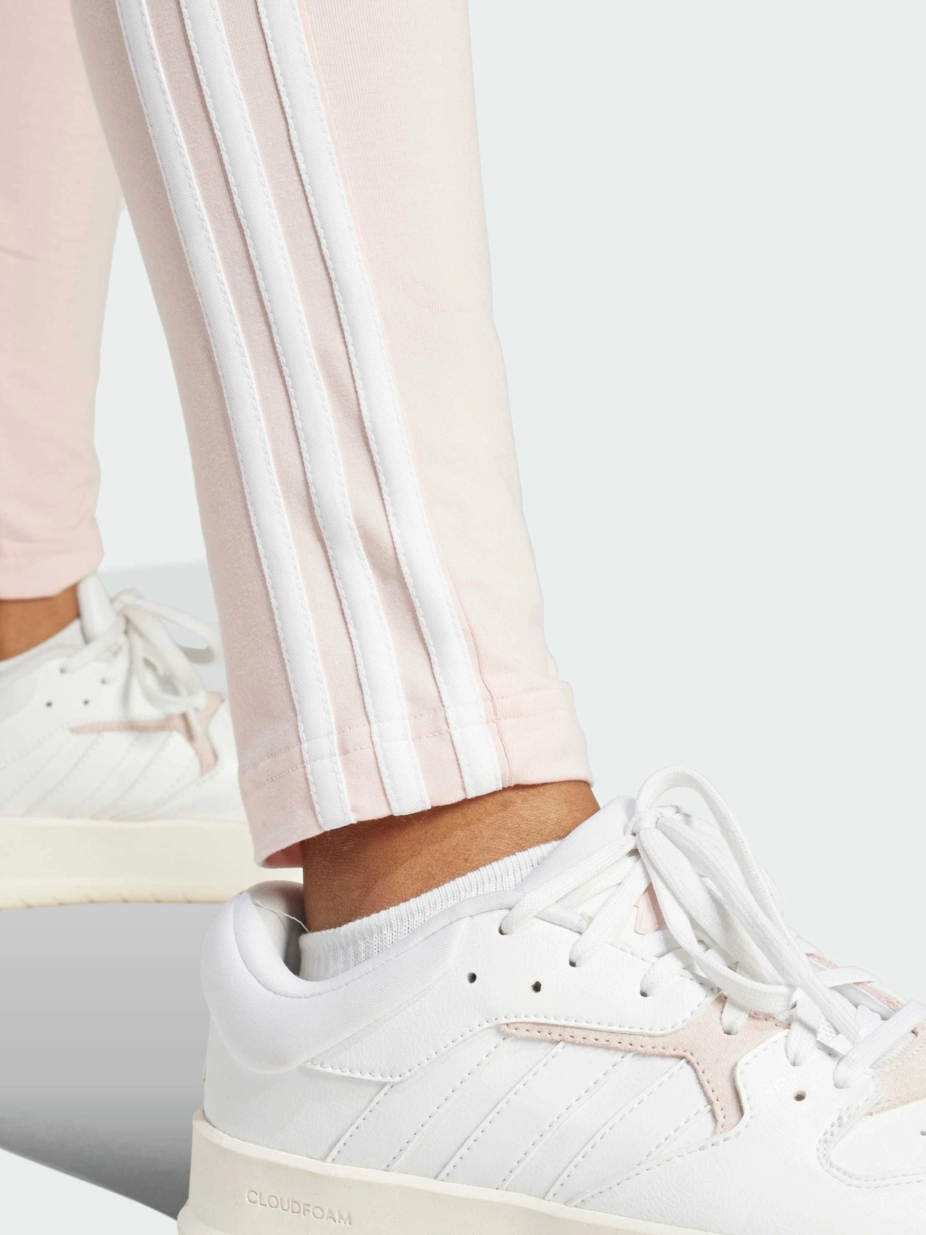 Штани Adidas модель JH3713 Штани Adidas модель JH3713 Фото