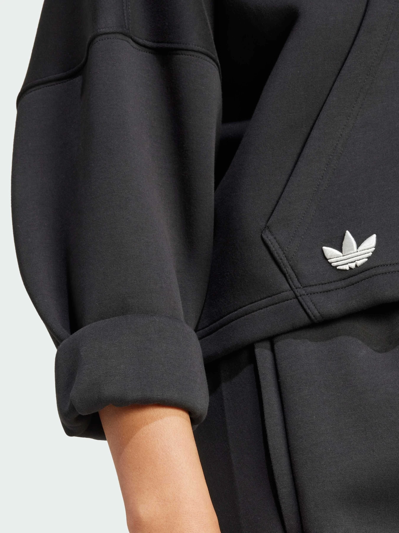 Худі та світшоти Adidas Adicolor модель IW5607 Худі та світшоти Adidas Adicolor модель IW5607 Фото