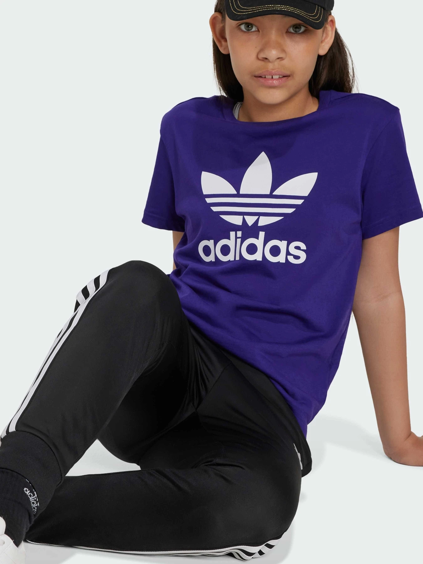 Футболки и поло Adidas Adicolor модель IY7427 Фото