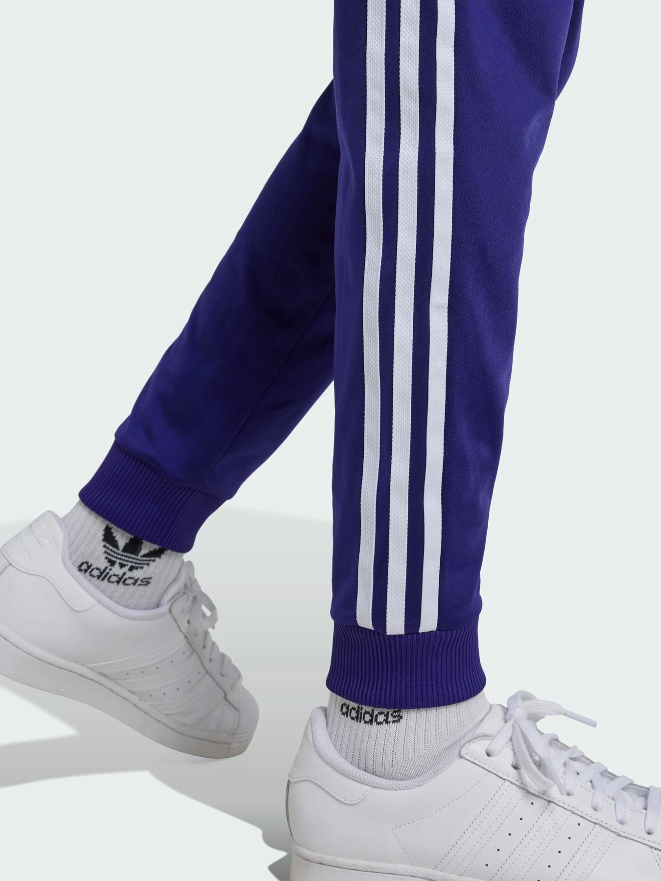 Штани Adidas Adicolor модель IY7464 Фото
