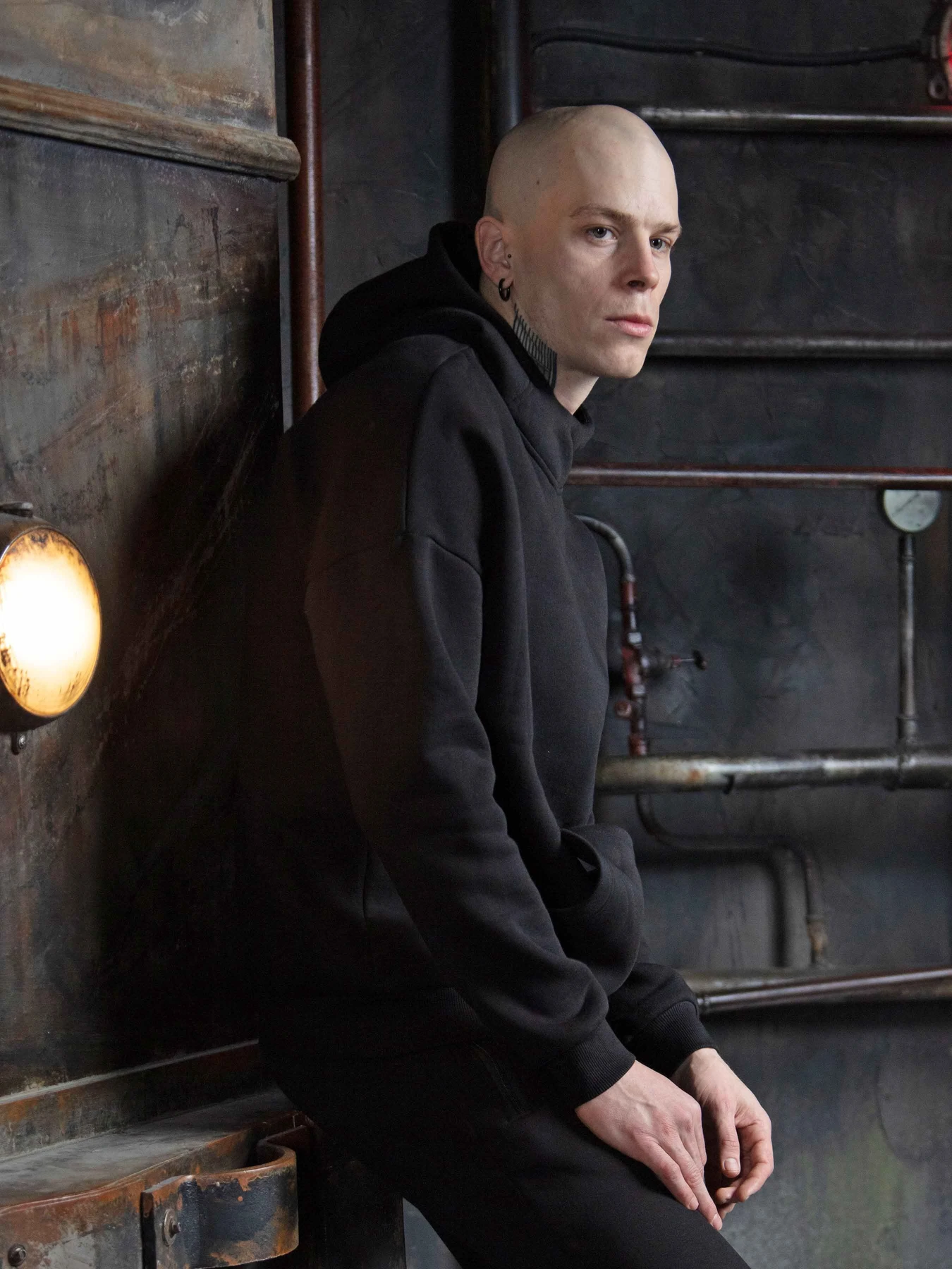 Худи и свитшоты Custom Wear модель cw-hood-5187 Фото