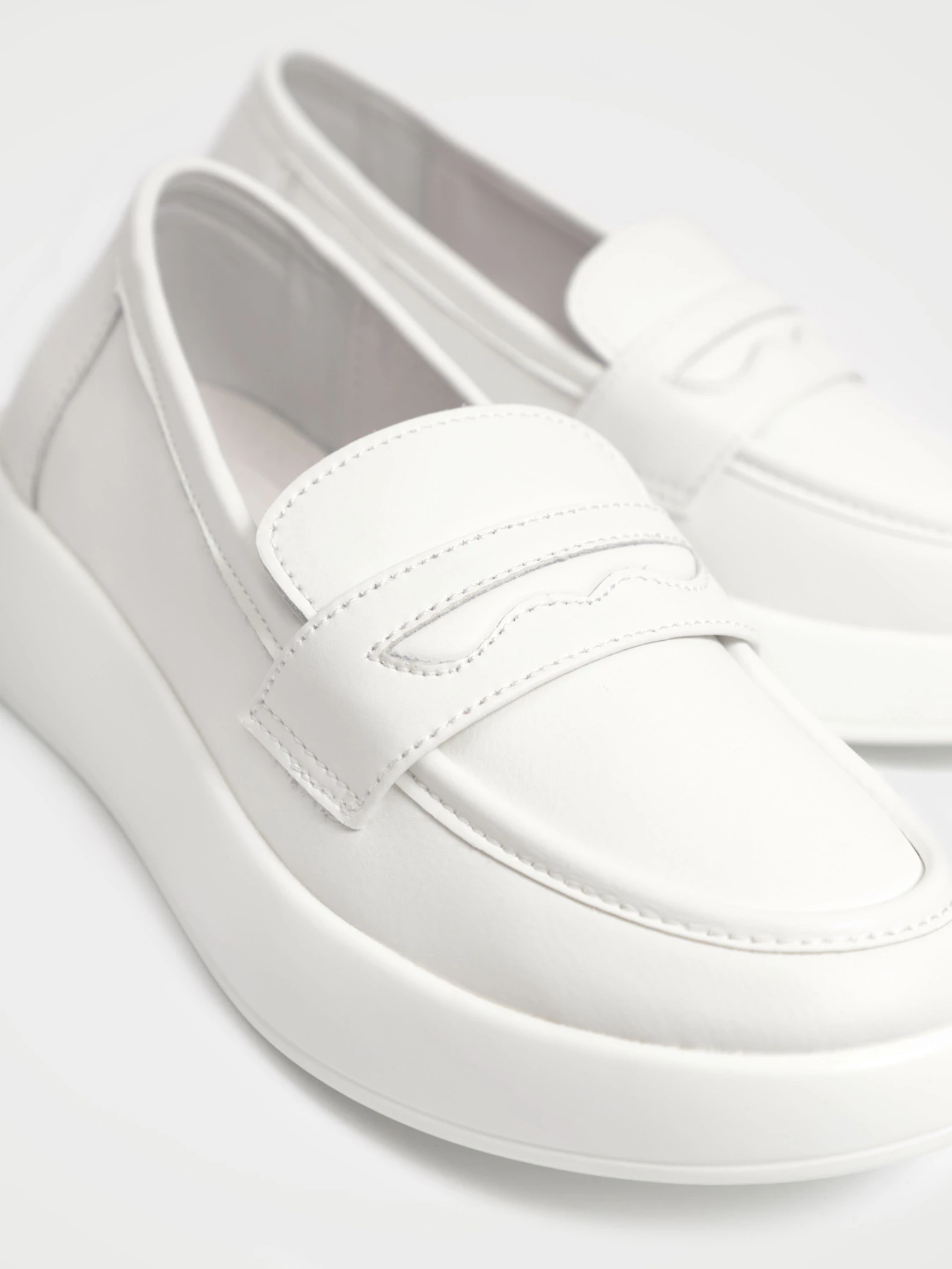 Туфли и лоферы URBAN TRACE модель UT213-2W Фото
