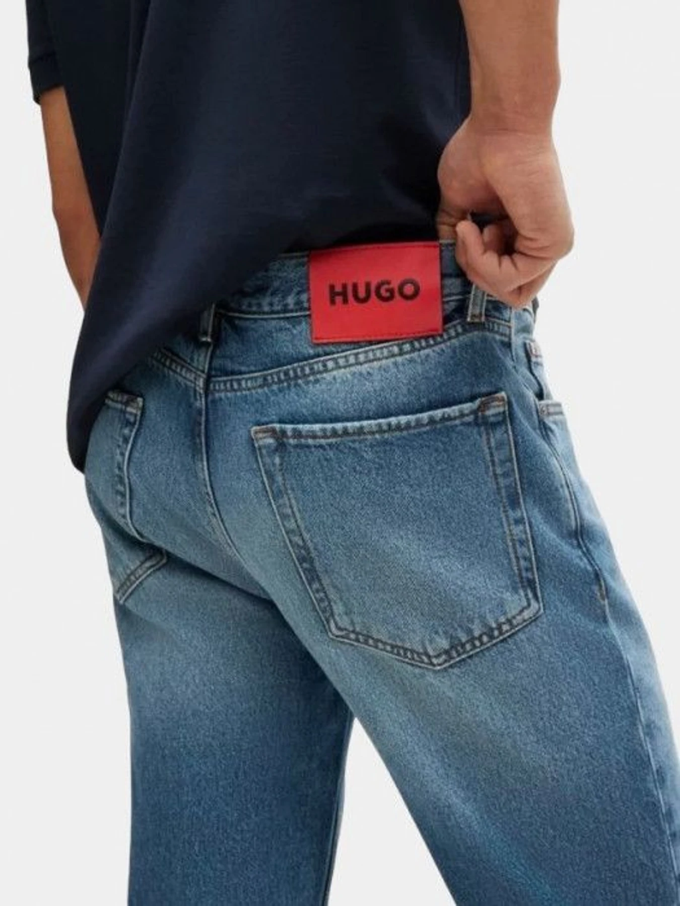 Джинсы HUGO модель 5886 Фото