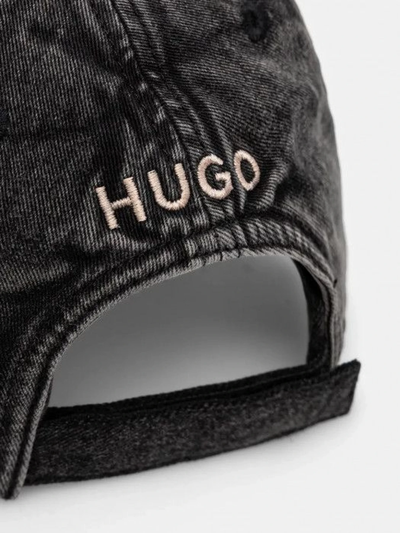 Шапки и кепки HUGO модель 8563 Шапки и кепки HUGO модель 8563 Фото