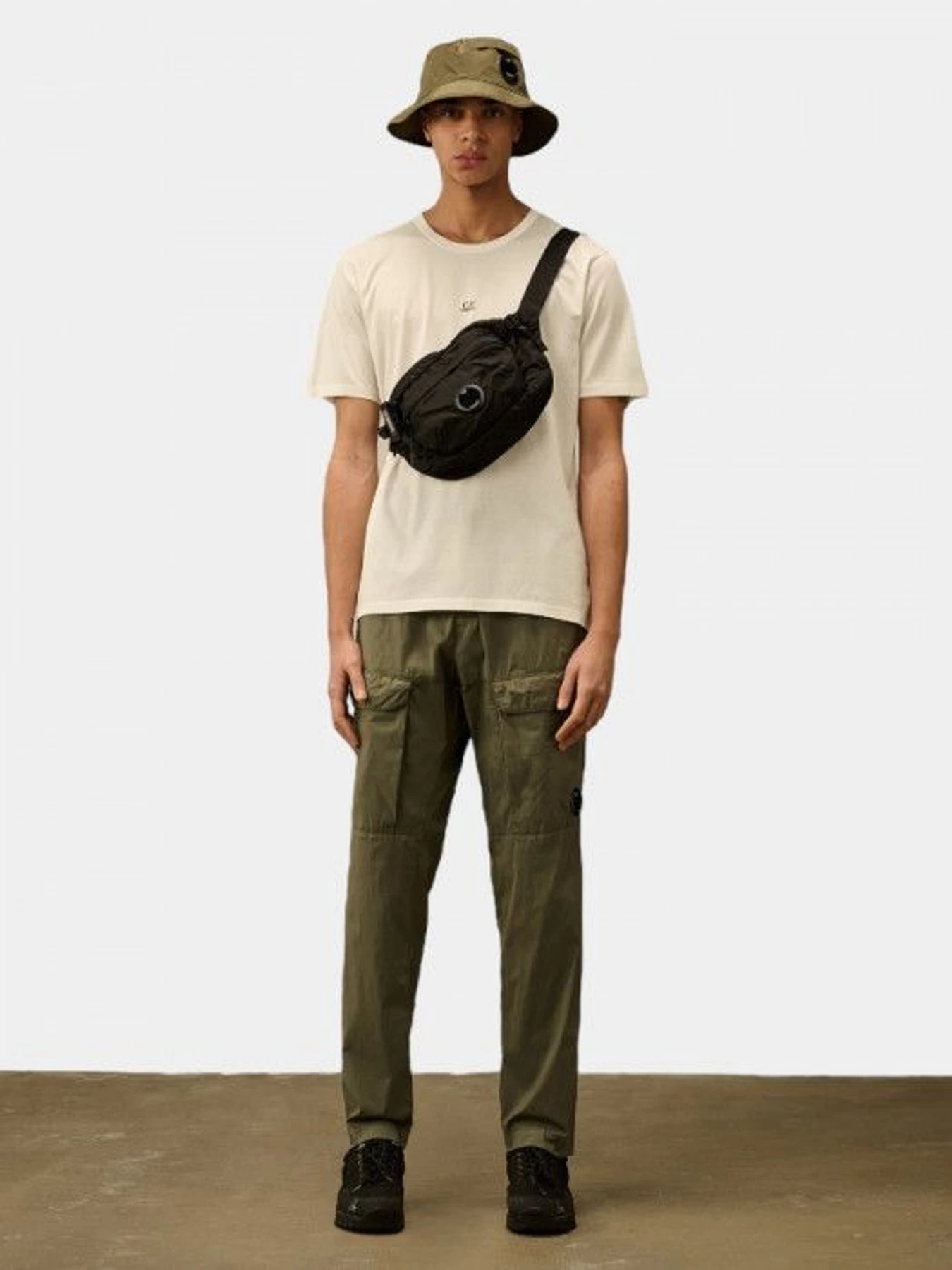 Штани CP Company модель 8575 Штани CP Company модель 8575 Фото