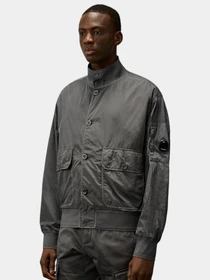 Куртки и дубленки CP Company модель 8581 Фото