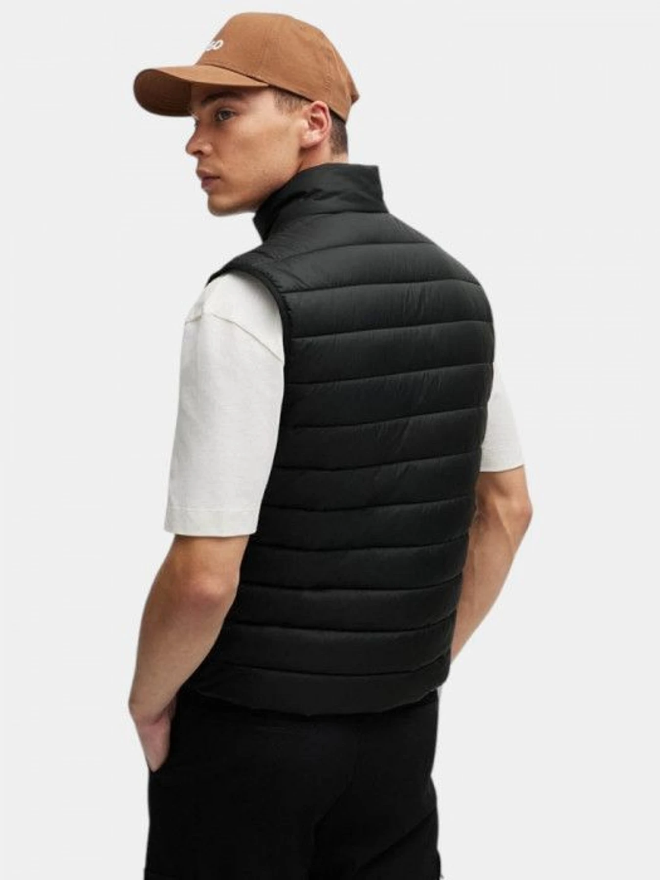 Куртки и дубленки HUGO модель 8594 Куртки и дубленки HUGO модель 8594 Фото