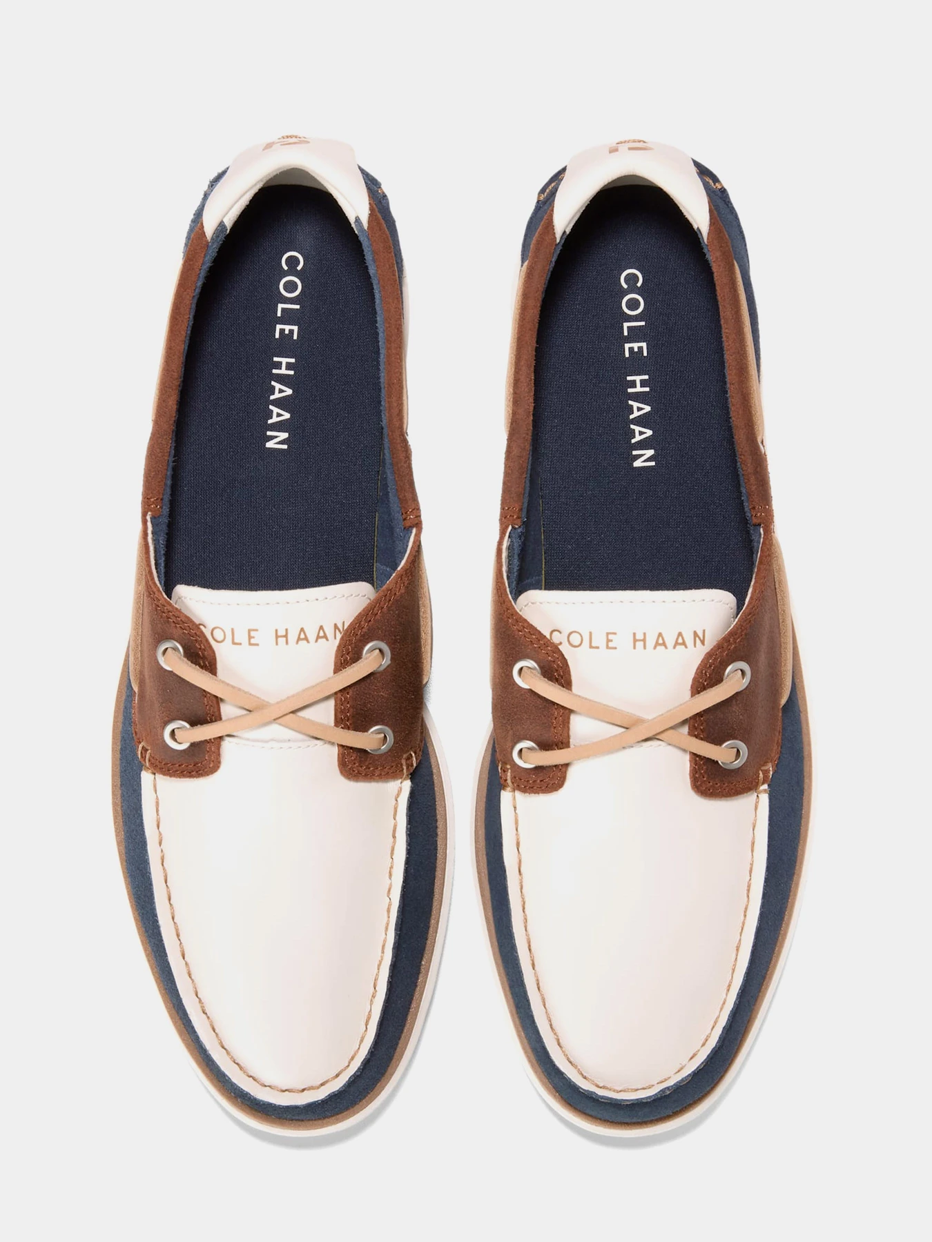 Туфли и лоферы Cole Haan модель C41972 Фото
