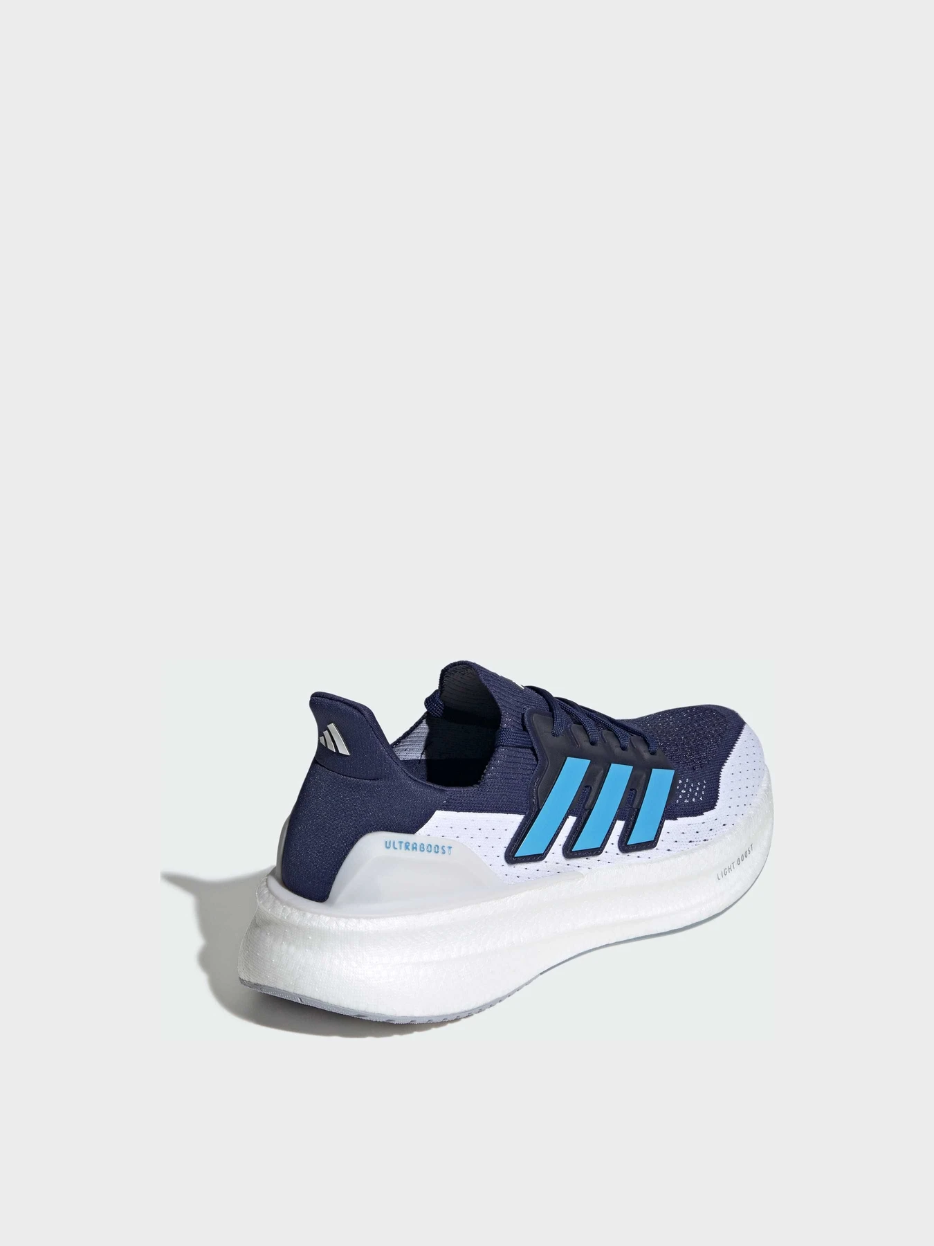 Кроссовки Adidas Ultraboost модель JQ2905 Кроссовки Adidas Ultraboost модель JQ2905 Фото