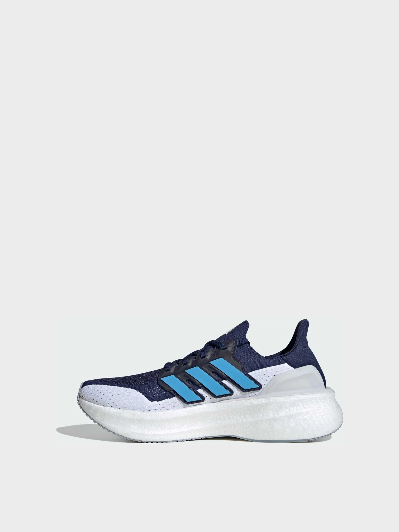 Кроссовки Adidas Ultraboost модель JQ2905 Кроссовки Adidas Ultraboost модель JQ2905 Фото