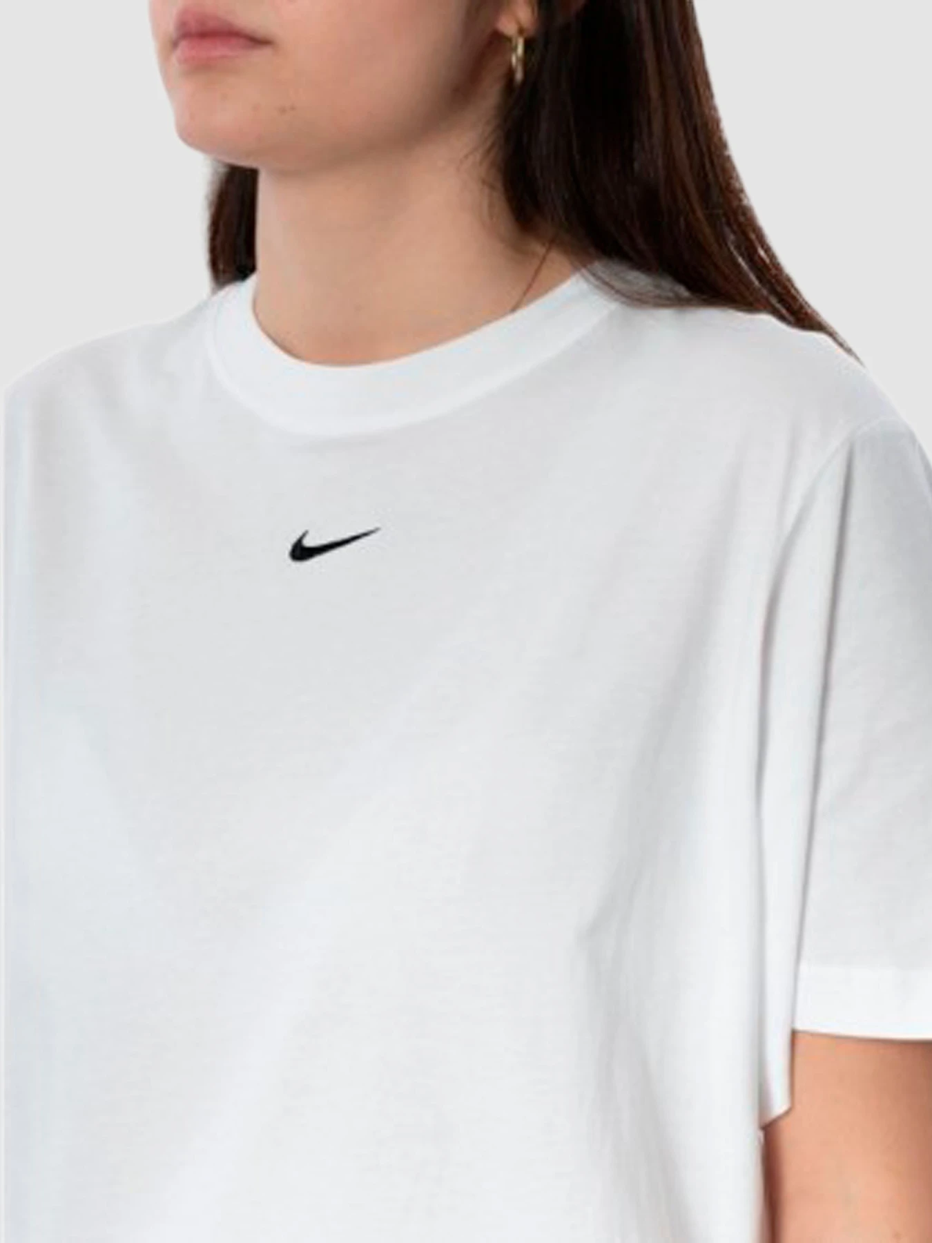 Футболки и поло NIKE W Tee Essntl Lbr модель FD4149-100 Фото