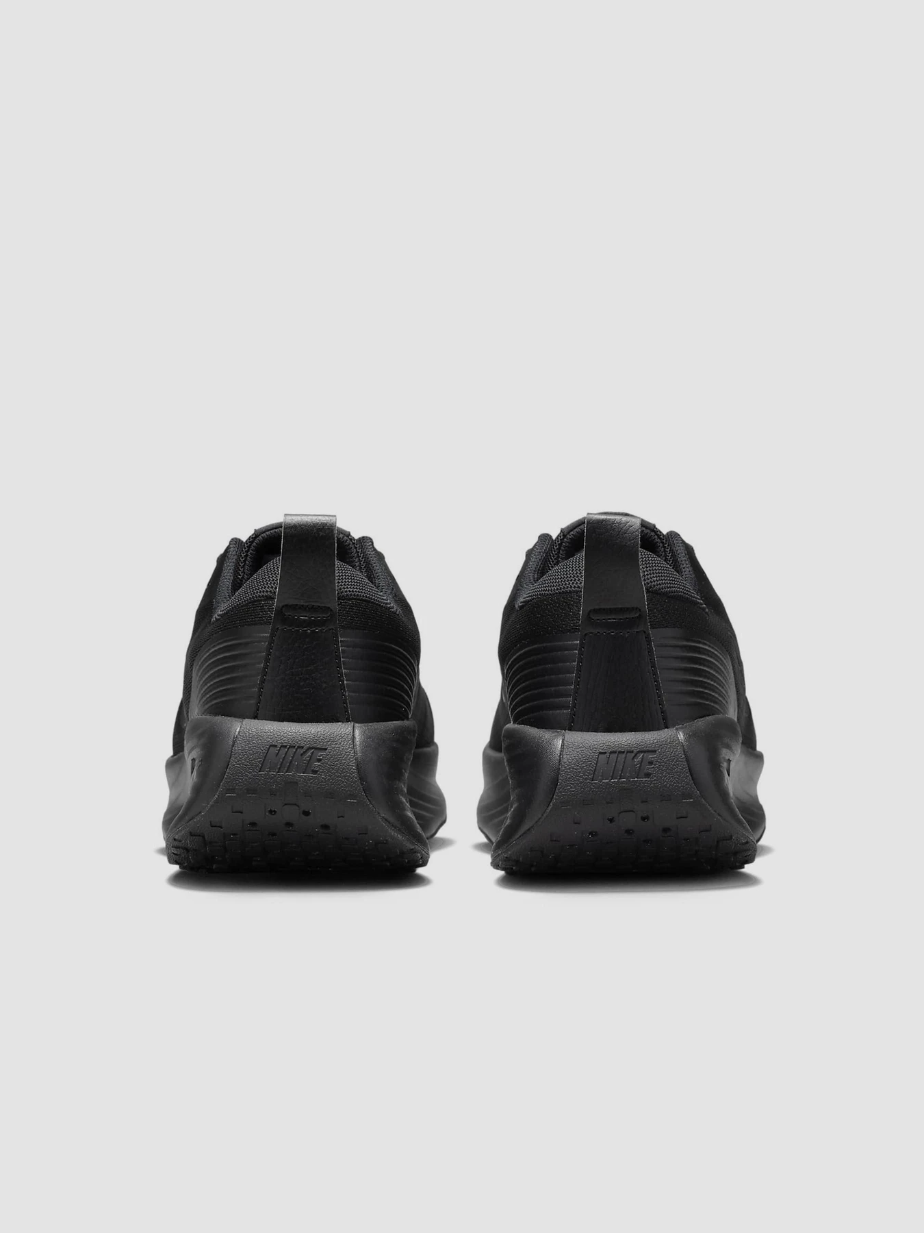 Кросівки NIKE M Promina модель FV5285-001 Фото