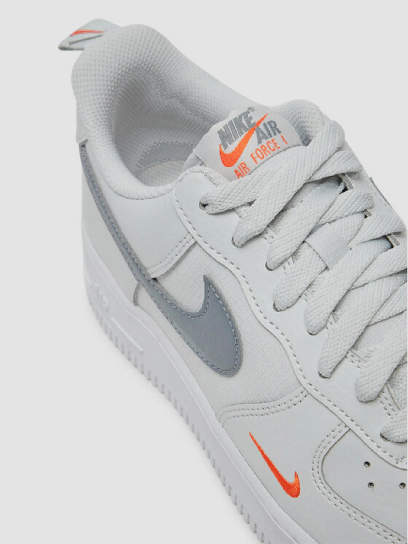 Кроссовки NIKE Air Force 1 07 модель HF3836-001 Кроссовки NIKE Air Force 1 07 модель HF3836-001 Фото