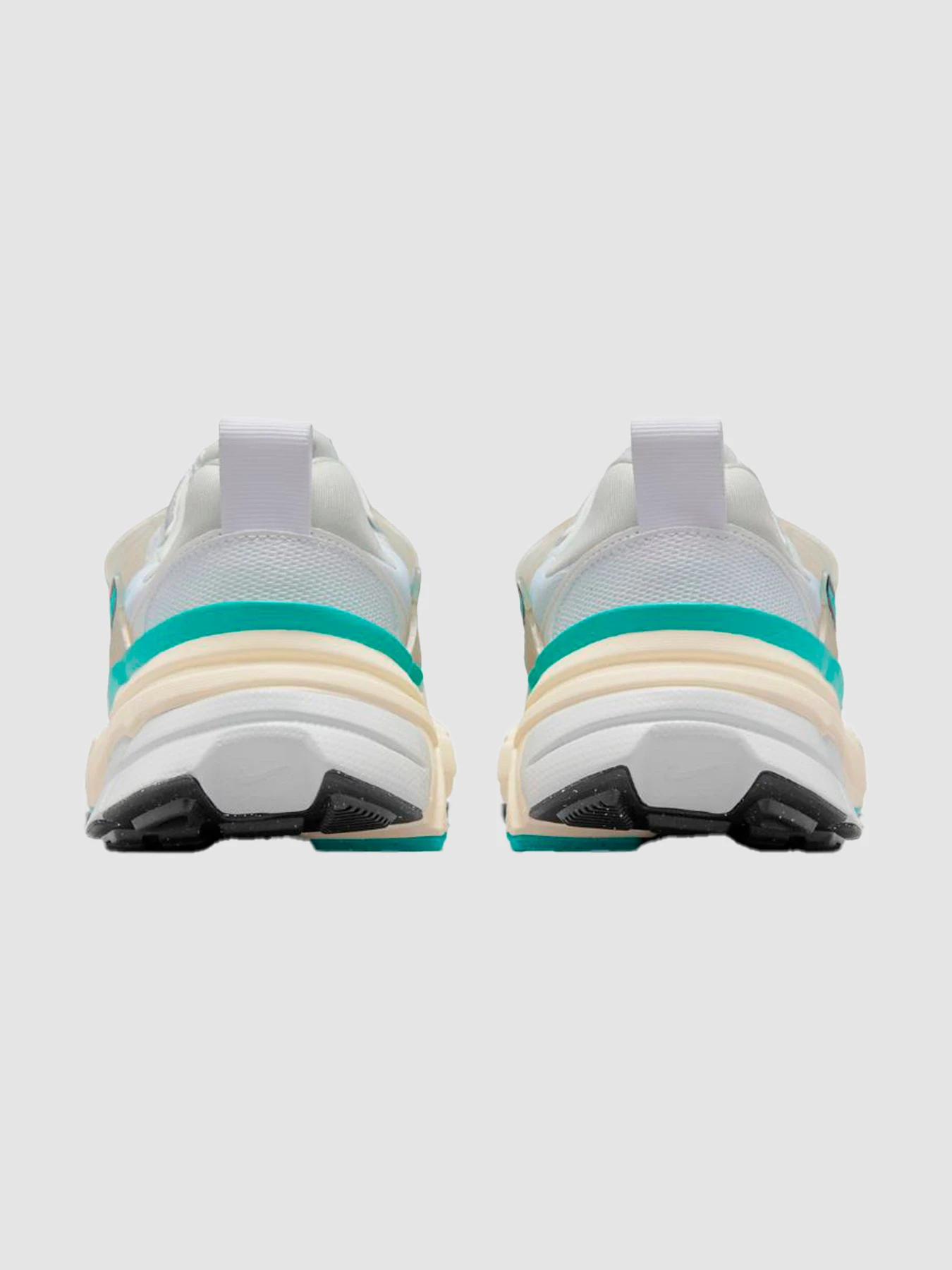 Кроссовки NIKE W V2k Run модель FD0736-105 Кроссовки NIKE W V2k Run модель FD0736-105 Фото