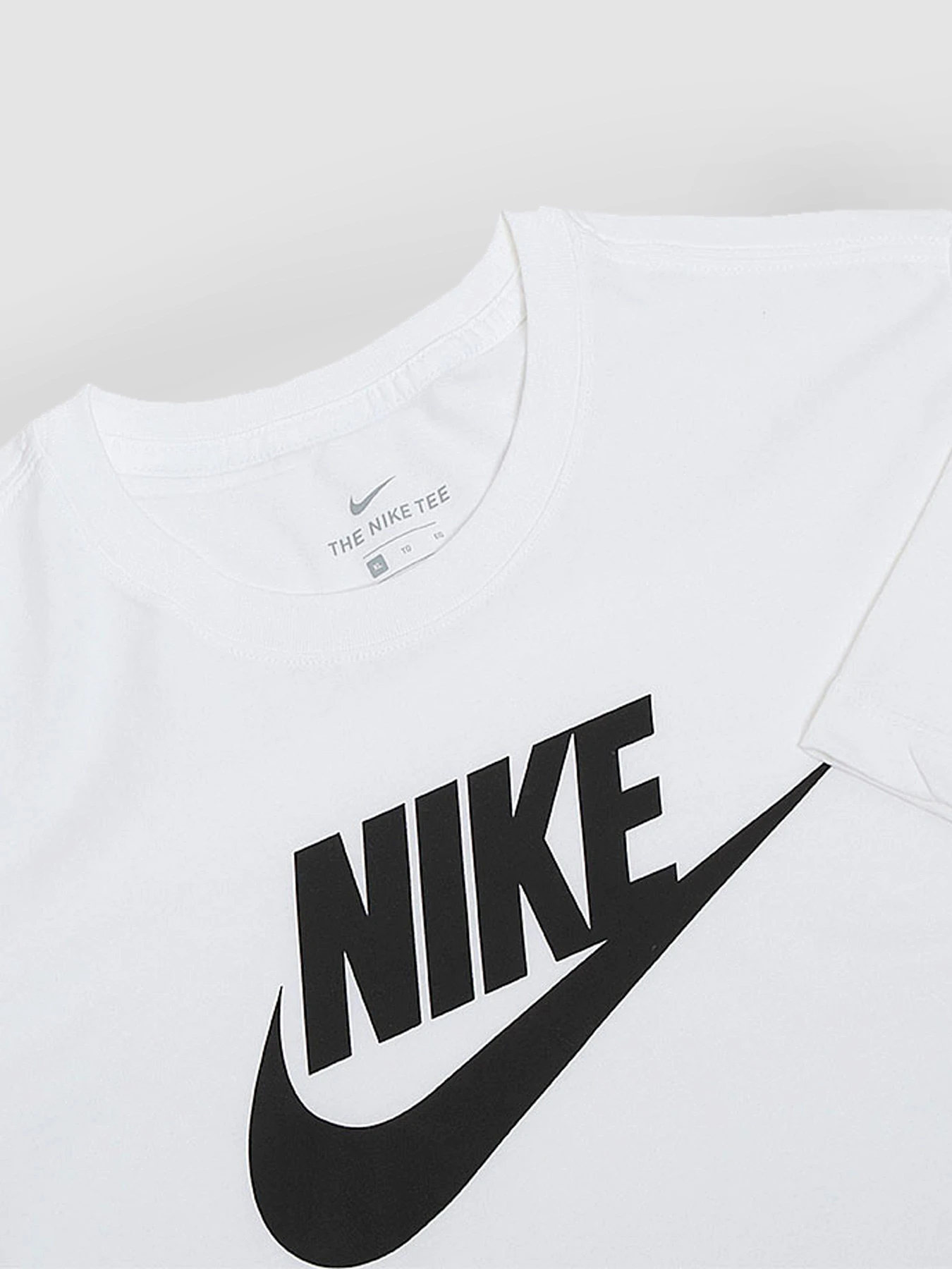 Футболки і поло NIKE Icon Futura модель AR5004-101 Футболки і поло NIKE Icon Futura модель AR5004-101 Фото