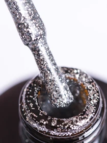 Гель-лак GLOSS Shine 416, серебристый с микроблеском Shine GLOSS COMPANY модель 4823271402498 Фото