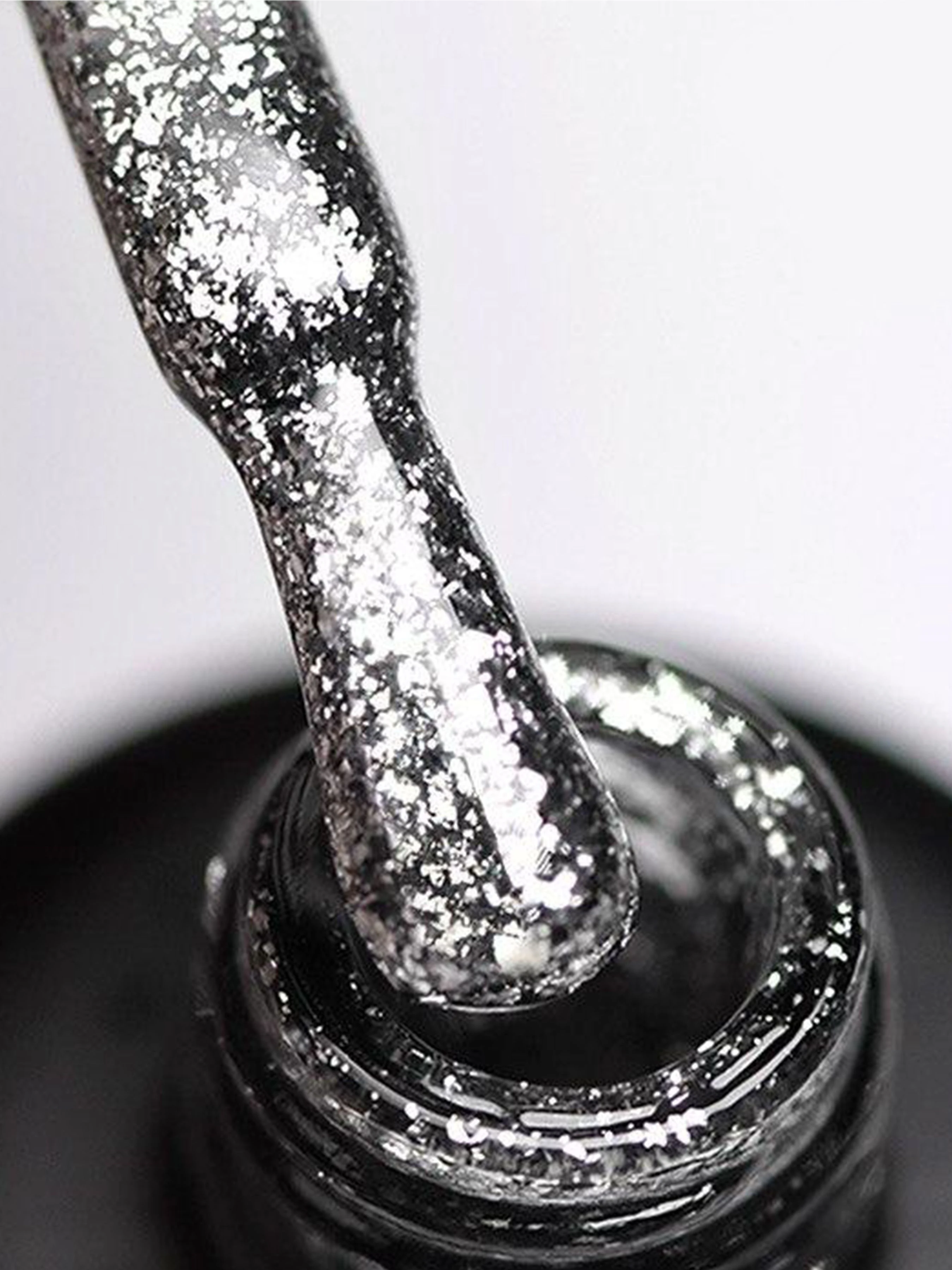 Гель-лак GLOSS Shine 424, сріблястий з мікроблиском GLOSS COMPANY Shine, срібний фото 2