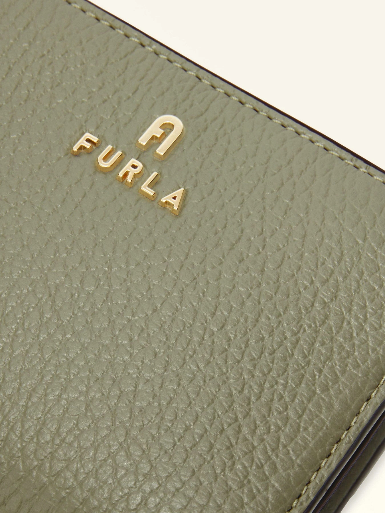 Кошельки Furla модель WP00307HSF000AG7001007 Кошельки Furla модель WP00307HSF000AG7001007 Фото