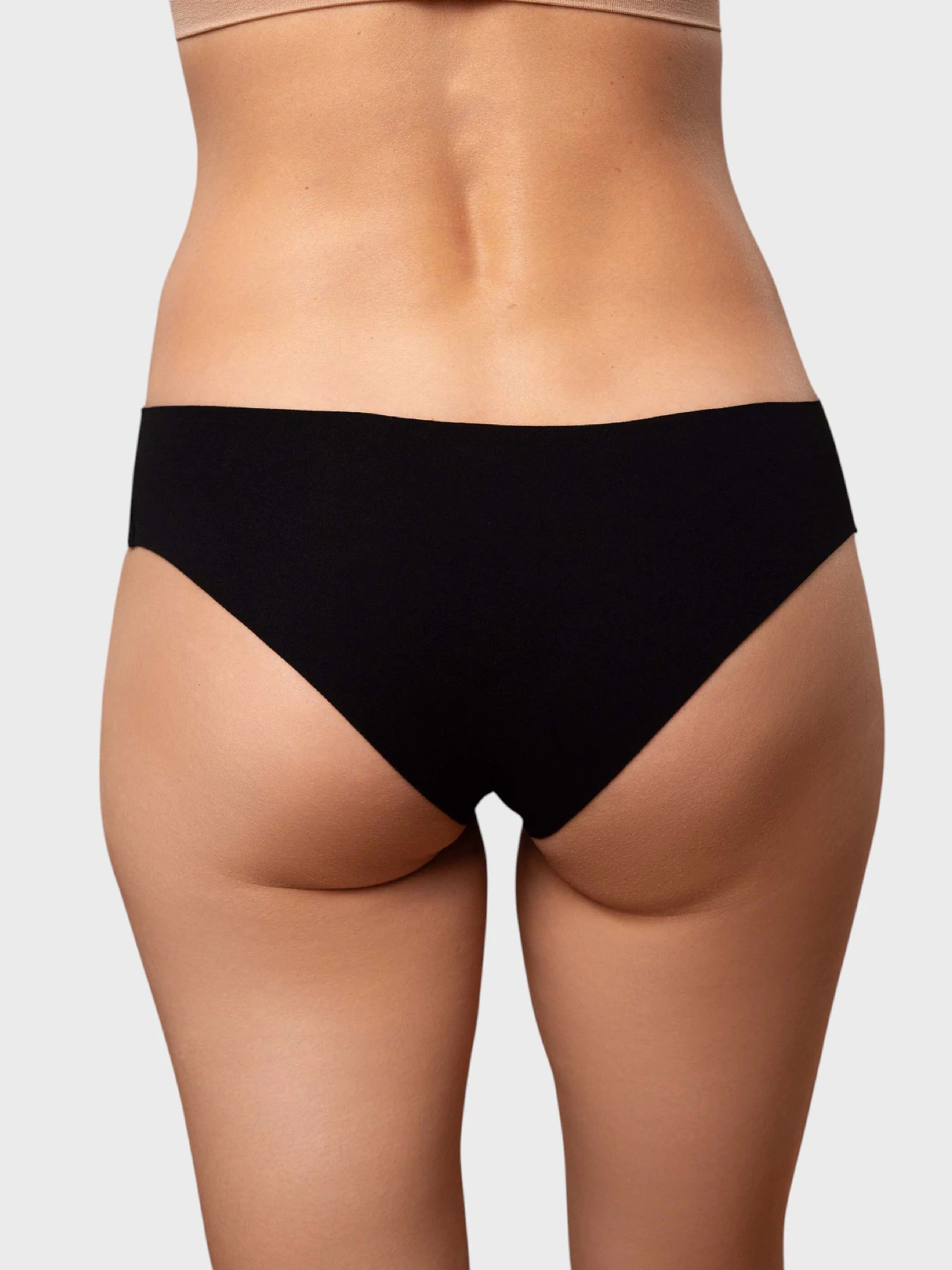 Нижнее белье Brabrabra модель SLZ28802001_3_black.ivory.cream Нижнее белье Brabrabra модель SLZ28802001_3_black.ivory.cream Фото