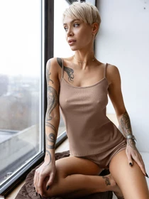 Одяг для дому та сну Leinle модель 1985 Одяг для дому та сну Leinle модель 1985 Фото