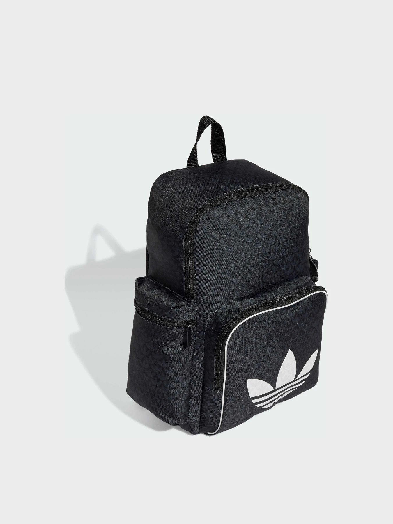Рюкзаки Adidas Graphics модель JD5364 Рюкзаки Adidas Graphics модель JD5364 Фото