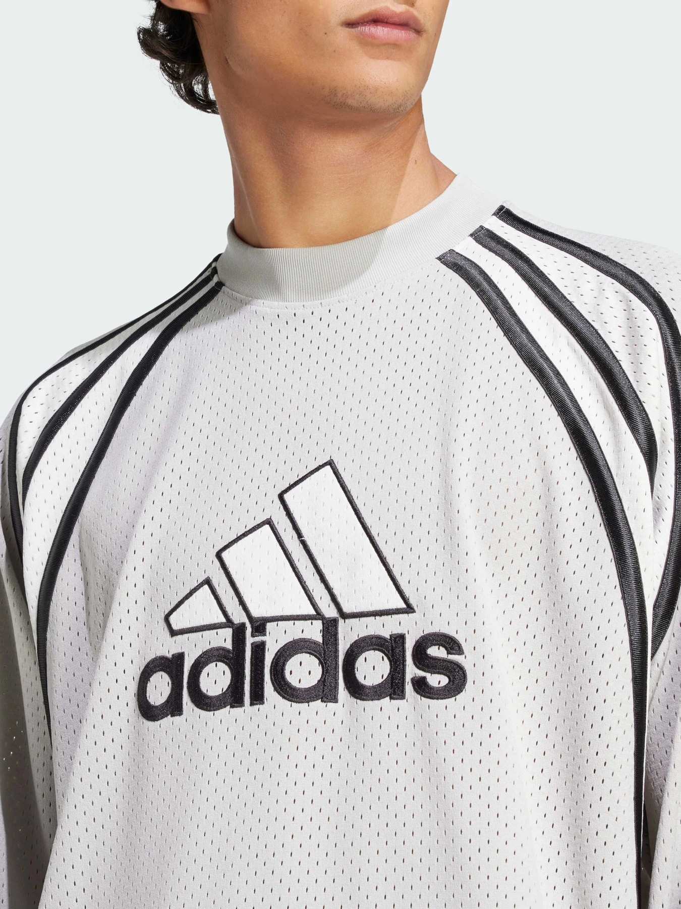 Худі та світшоти Adidas модель JD5375 Фото