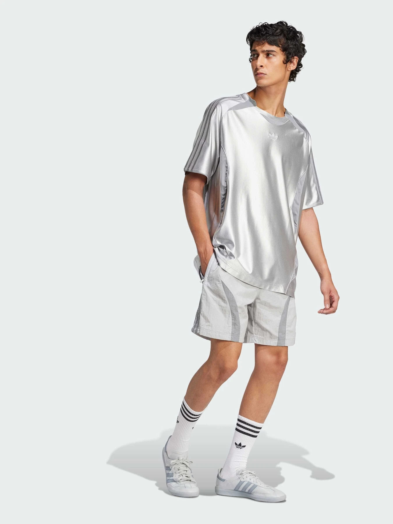 Шорты Adidas Adicolor модель JP1132 Фото