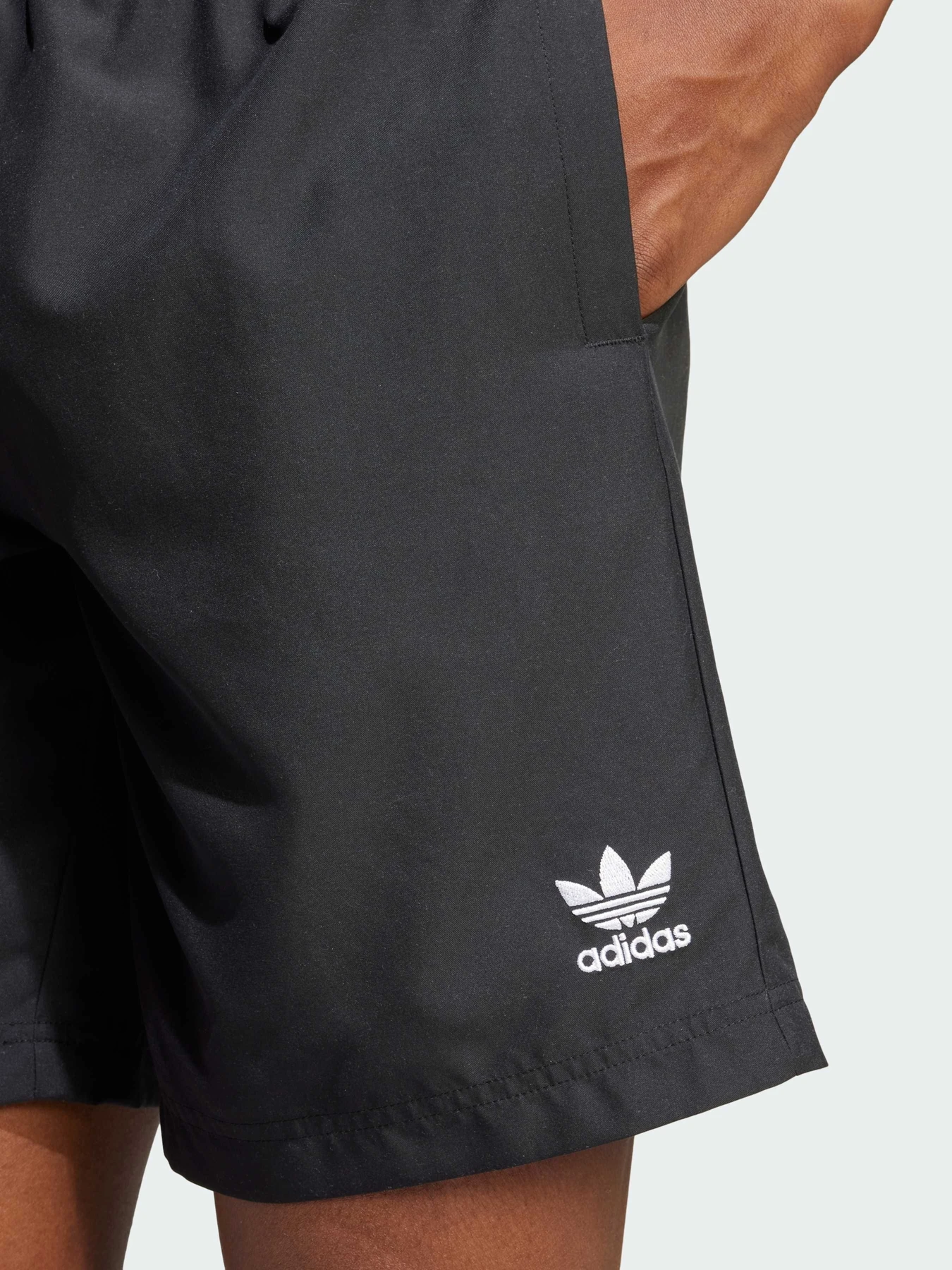 Одежда для пляжа Adidas Adicolor модель JC9184 Одежда для пляжа Adidas Adicolor модель JC9184 Фото