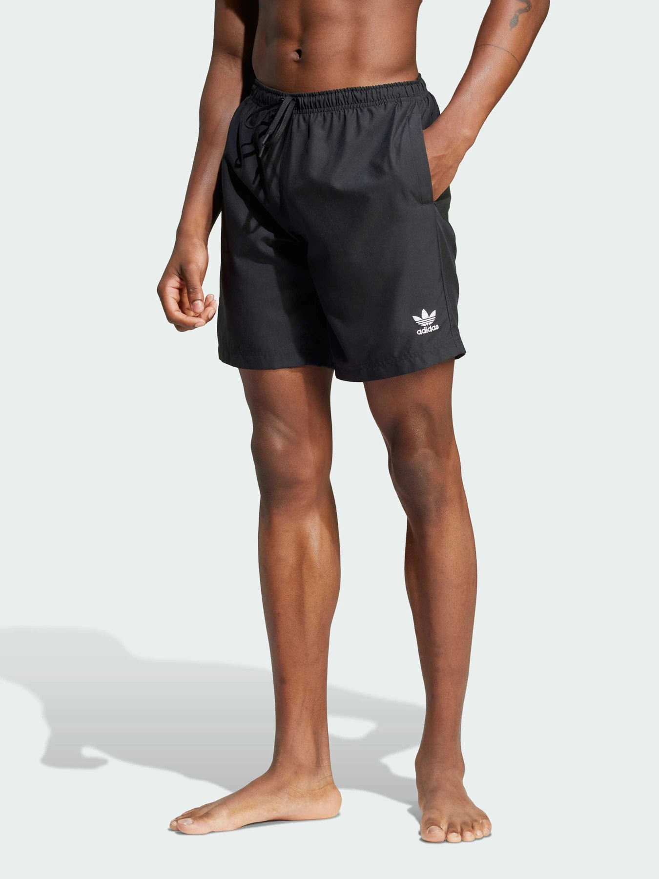 Одежда для пляжа Adidas Adicolor модель JC9184 Одежда для пляжа Adidas Adicolor модель JC9184 Фото