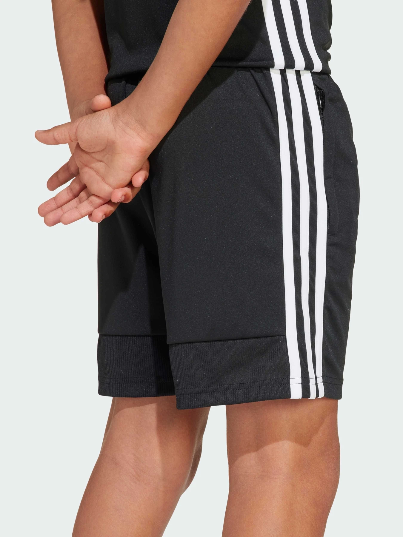 Шорты Adidas Tiro модель JD0599 Фото