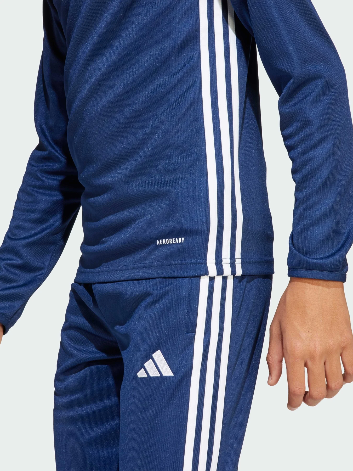 Худи и свитшоты Adidas Tiro модель JD0566 Худи и свитшоты Adidas Tiro модель JD0566 Фото