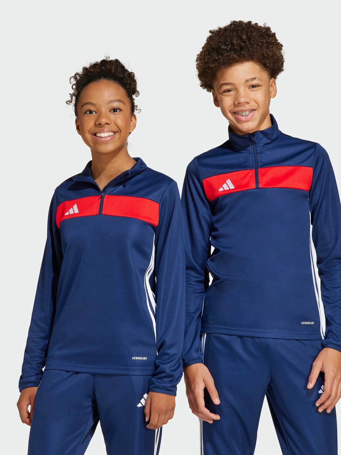 Худи и свитшоты Adidas Tiro модель JD0566 Худи и свитшоты Adidas Tiro модель JD0566 Фото