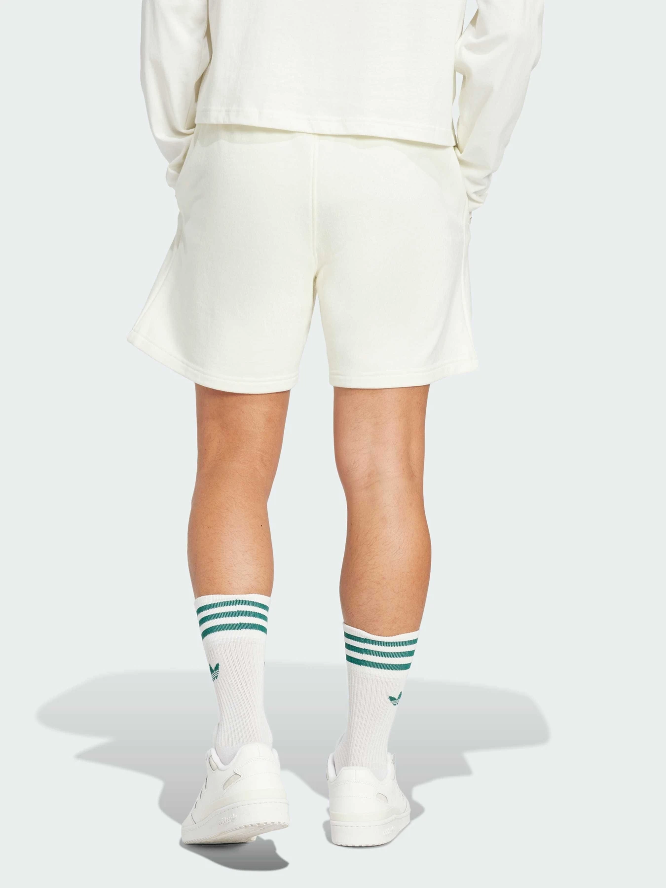 Шорты Adidas Graphics модель JD0688 Шорты Adidas Graphics модель JD0688 Фото