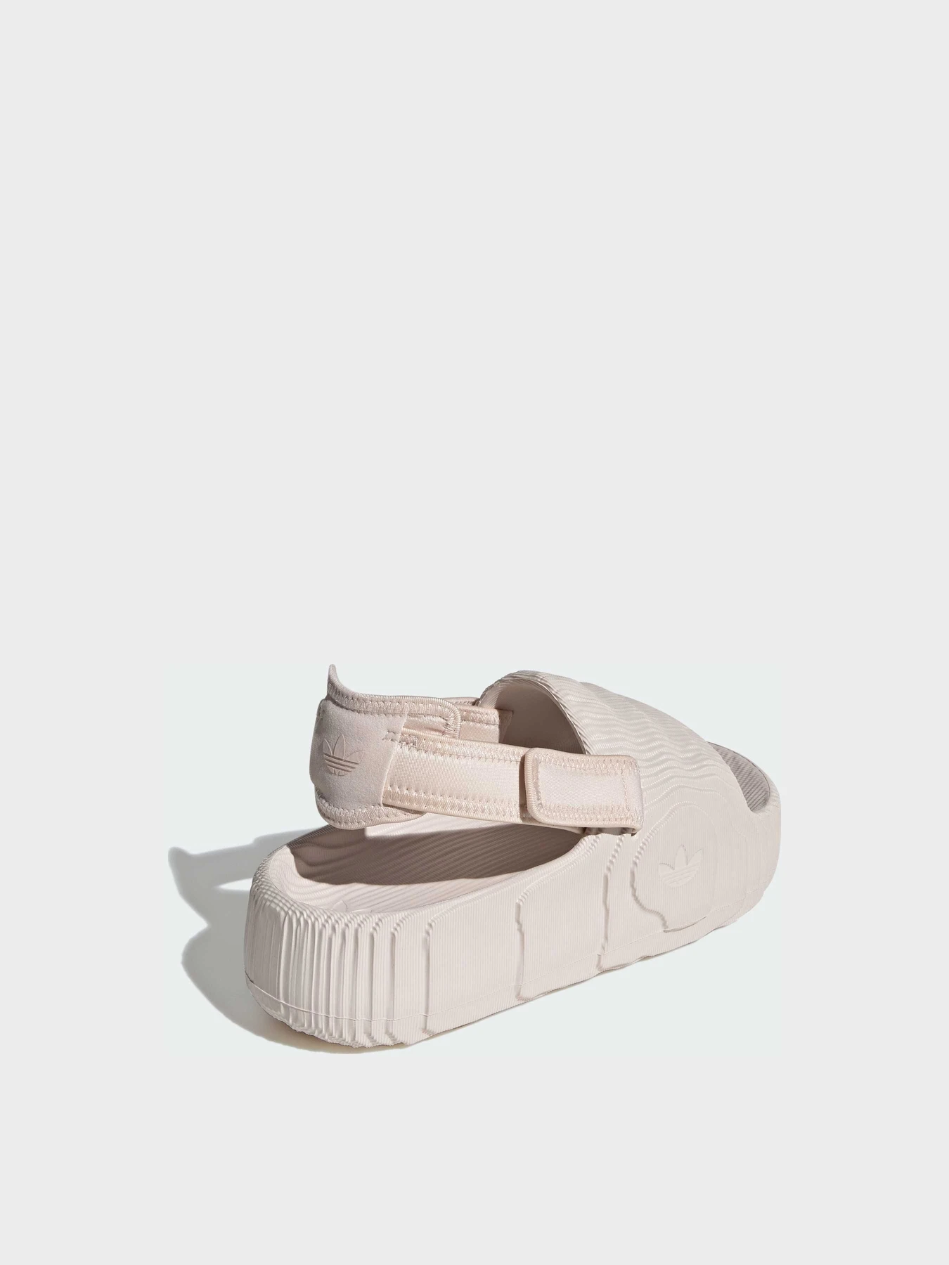 Сандалии Adidas Adilette модель IE5651 Сандалии Adidas Adilette модель IE5651 Фото
