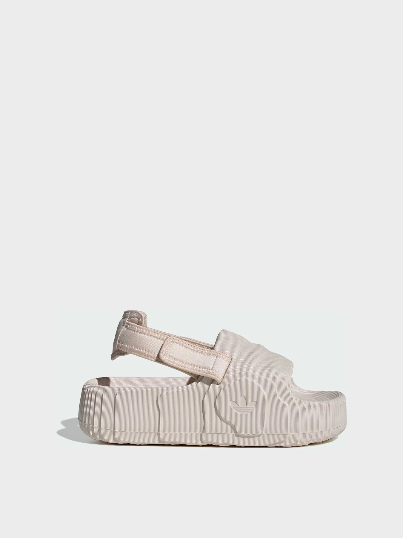 Сандалии Adidas Adilette модель IE5651 Сандалии Adidas Adilette модель IE5651 Фото