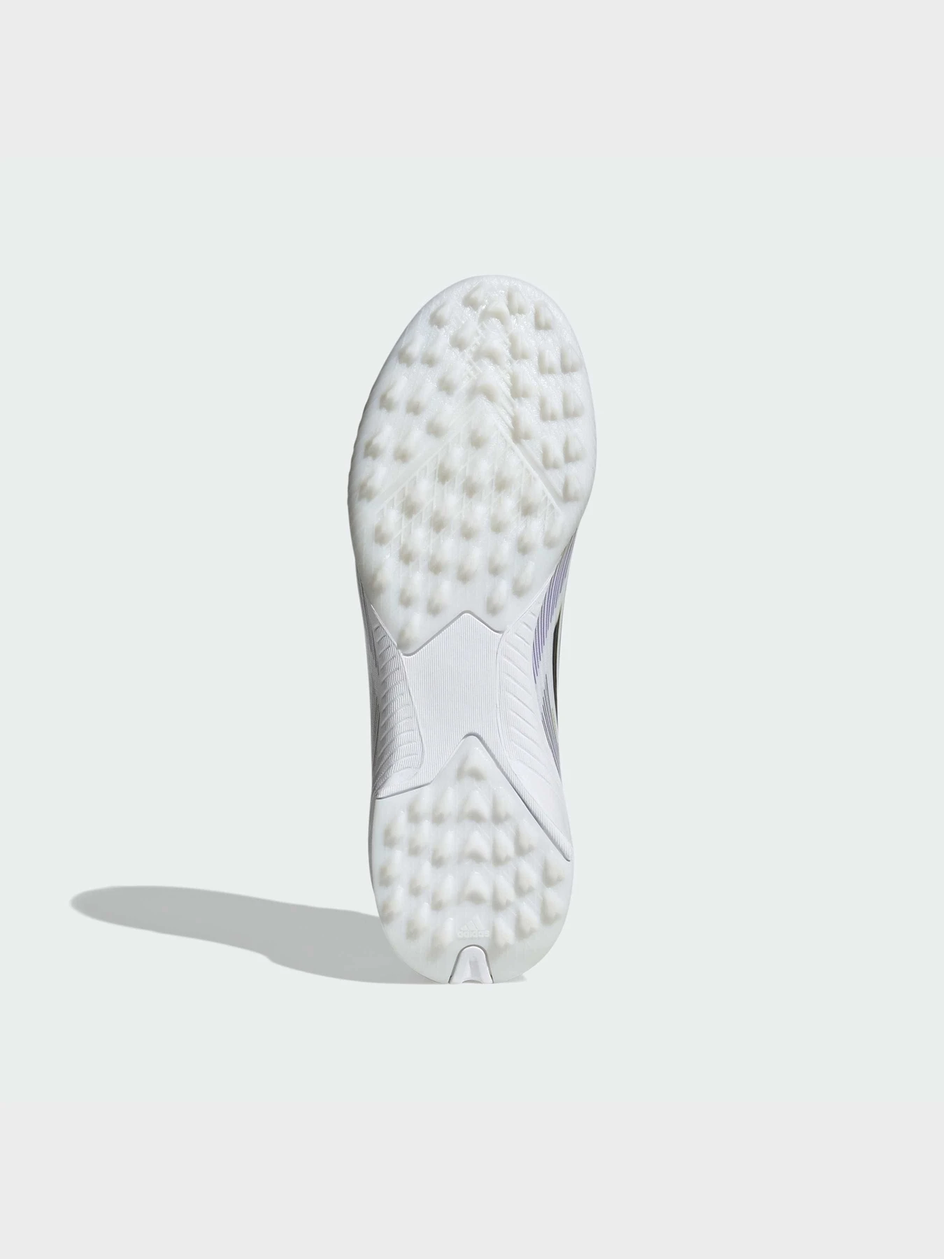 Кроссовки Adidas модель JI0002 Кроссовки Adidas модель JI0002 Фото