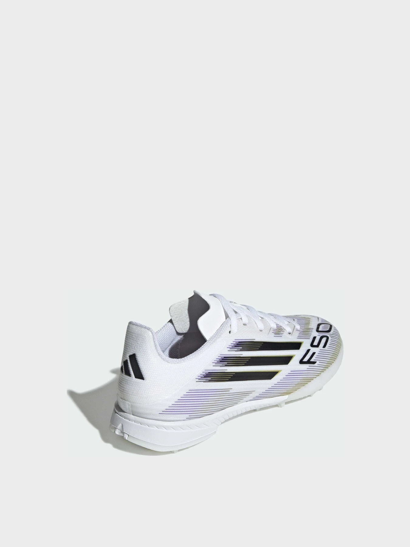 Кроссовки Adidas модель JI0002 Кроссовки Adidas модель JI0002 Фото