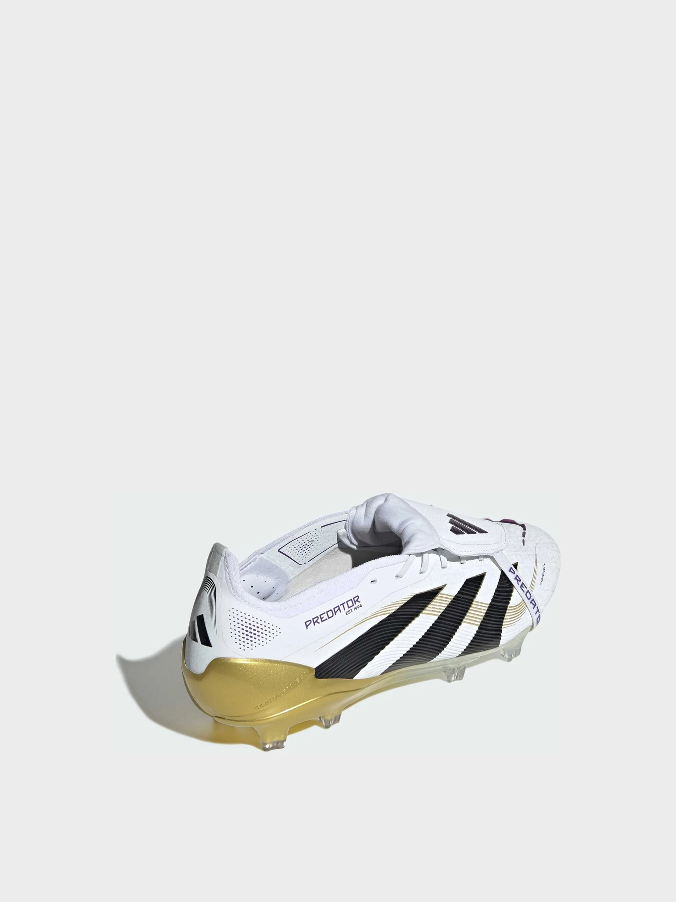Кроссовки Adidas Predator модель JI1095 Фото