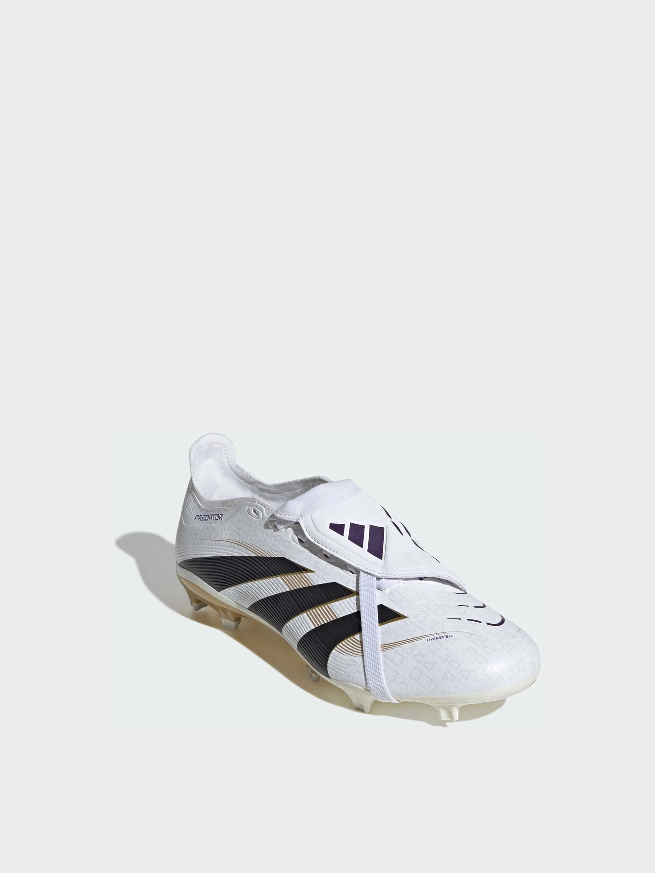 Кросівки Adidas Predator модель JI1114 Фото